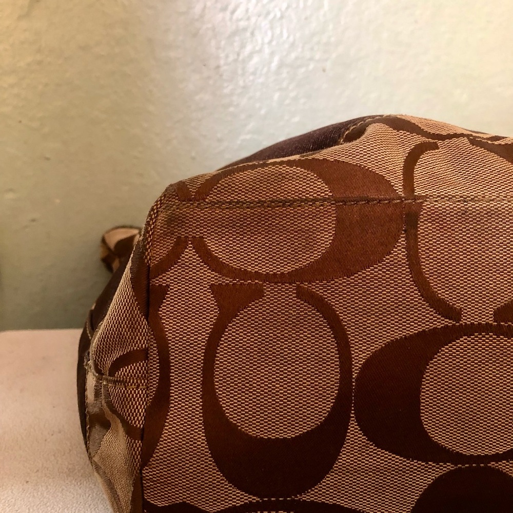 Coach Brown Signature Tote Bag - Picture 5 of 6